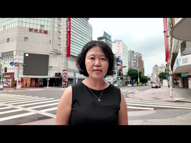 What happens when Taipei's air raid sirens sound?