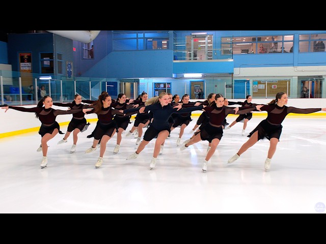 Warming up with Synchronized Skating Team Les Supremes Senior