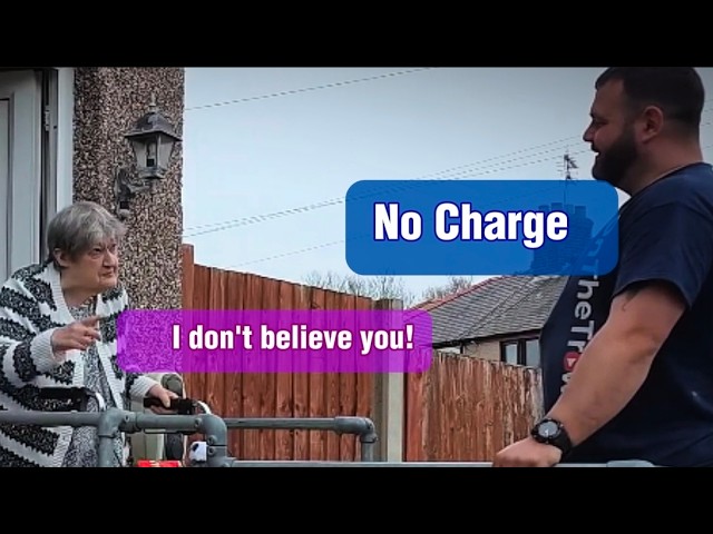 GET LOST! she said.... SCAMMER / We Fixed Her Pebble Dash For FREE! 