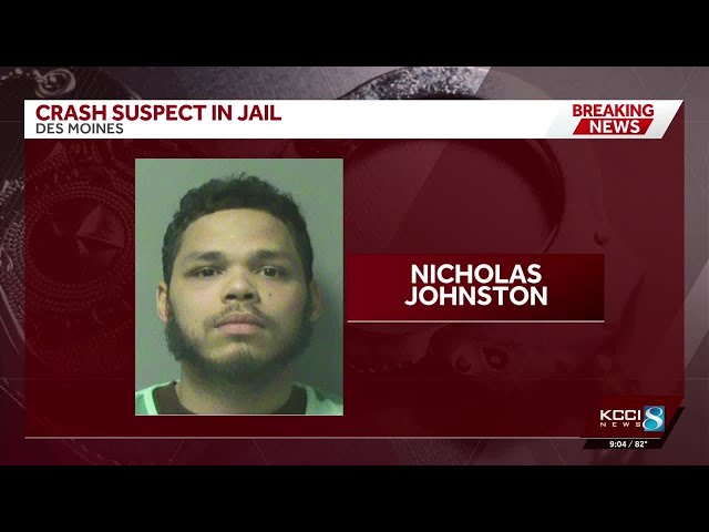 Man wanted in fatal Des Moines crash turns himself in, held on $36,000 bond