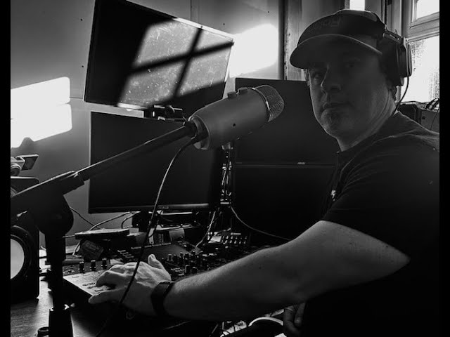 LIVE Techno DJ Set 🔥modern electronic-dance VIBE!  (Live Mix)