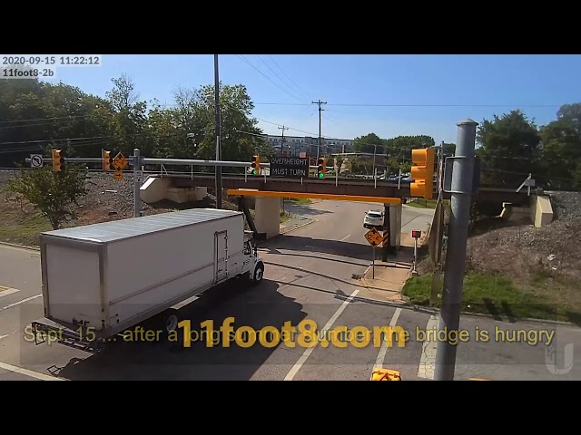 11foot8+8 2020 crash compilation