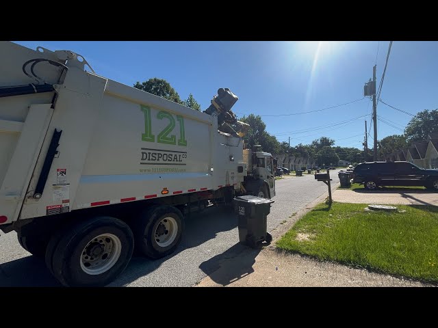 121s Only Full sized Mack LR heil python side loader garbage truck packing out 