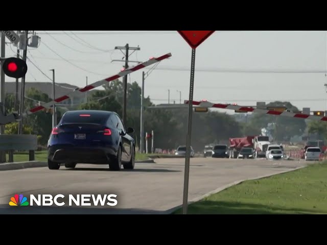 Tesla’s full self-driving software under investigation