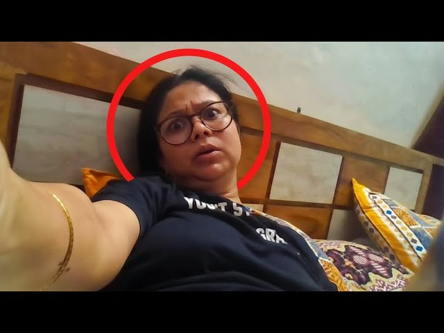 Scammer Reacts After I HACK Her Live Webcam!