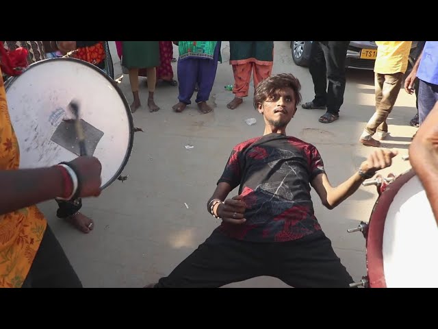 Superb Teenmaar Dance | Dancer Sharath Latest Hyderabad Band | Teenmaar Band | Edupayala Jatara 2021