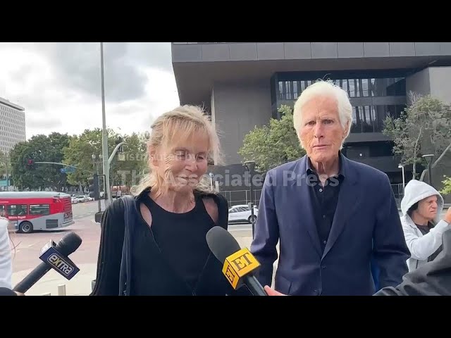 Matthew Perry's parents arrive for sentencing of assistant over his death