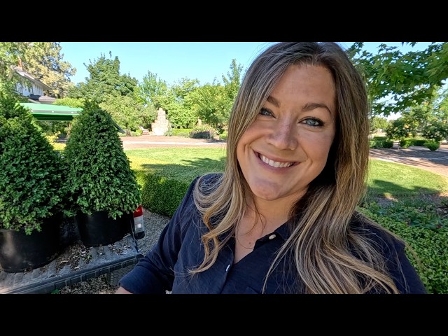 Placing 6 Pots In Front of the Hartley + Planting Gaura & Peppers! 🪴🌸🌶️ // Garden Answer