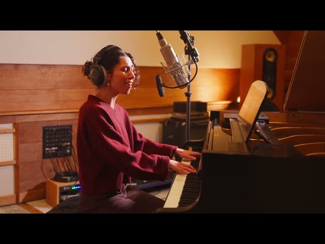 Jackie Evans - Ten Till the Morning (Live Piano Version)
