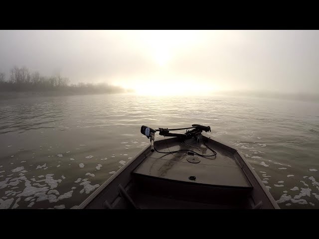 Winter Bluegill and Shellcracker Fishing With Worms! 2018