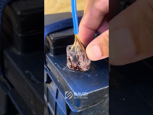 The Solution to Connect the Cable to the Battery#SmartFix#BatteryConnection#DIYSolution#LifeHack