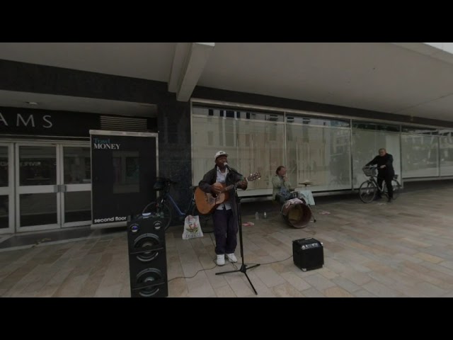 VR180° Busker singing 'African Queen' ,The Moor, Sheffield