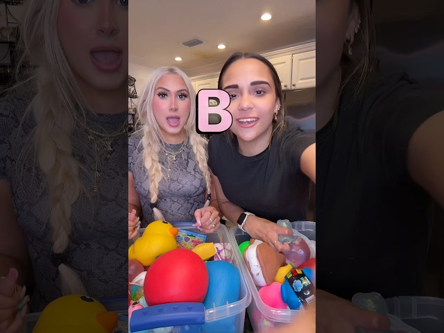WHO GOT MORE SQUISHIES? @KaylaRushetskyy #squishy #challenge #fidget #fidgettoys