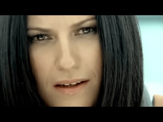 Laura Pausini - En Cambio No (Official Music Video)