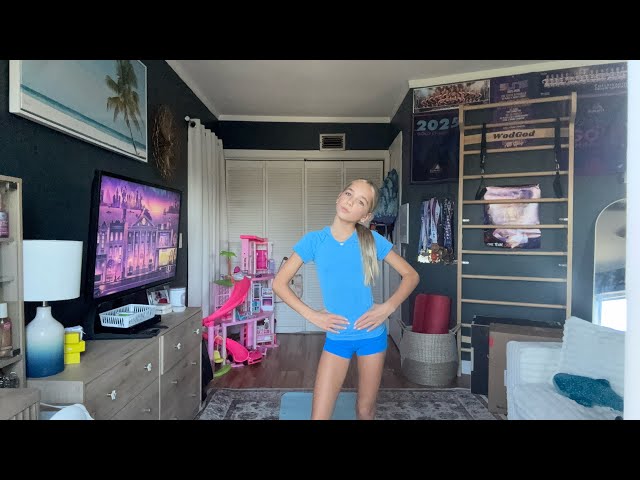 MORNING STRETCH!#stretching #stretch #cheerleader #cheerleading #cheer #subscribe #like 