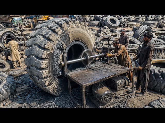 🔥 Amazing Factory Process! Turning an Old Caterpillar Tire Into a Heavy Truck Exhaust Muffler