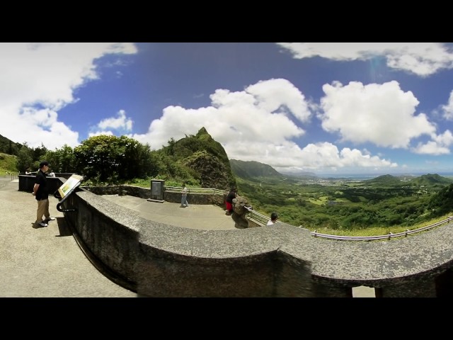 The Nu'uanu Pali on O'ahu, Hawai'i - a 4K 3D 360° VR (VUZE 3D VR Camera)