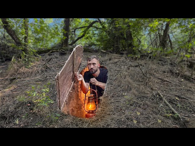 Building a Warm and Cozy Dugout for Survival. Log Shelter, Secret cave, Bushcraft