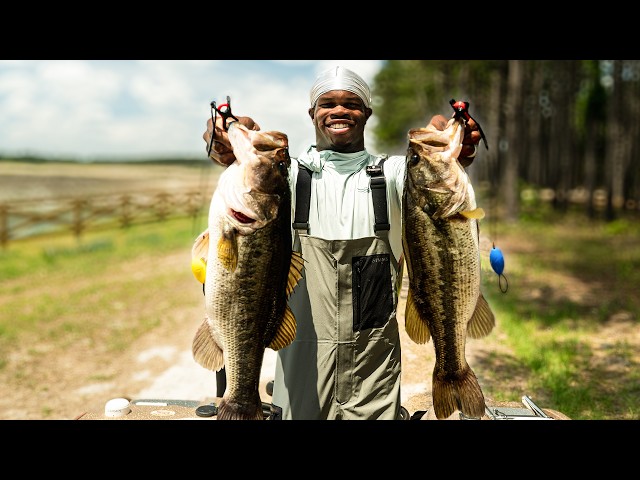 Travis Hunter Competes in a 2v2 Fish Off!! (BIG BASS, 20lb Bag!!)