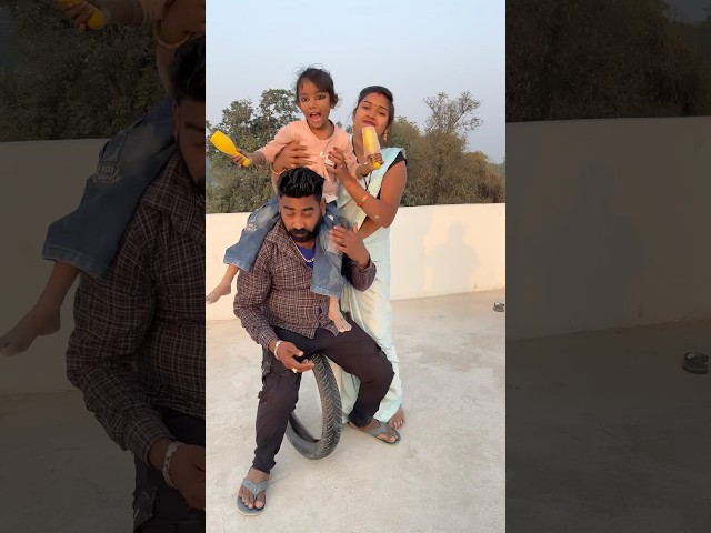 Introducing the "VitaWear SmartBand," a next-generation wearable gadget🎉