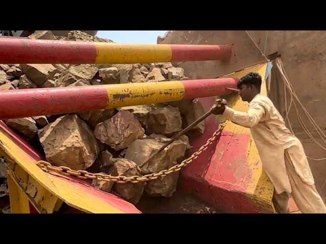 DANGER WORK! Heavy Machinery Work: Stone Crusher Machine Operation#asmrsounds #jawcrushing 