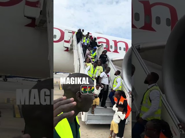 Tears flow as first Batch of distress Ghanaians from South Africa finally arrives in Ghana