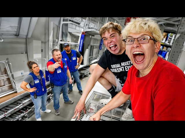 Screaming in Stores Prank