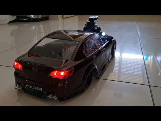 Rc Holden vf ss burnout car