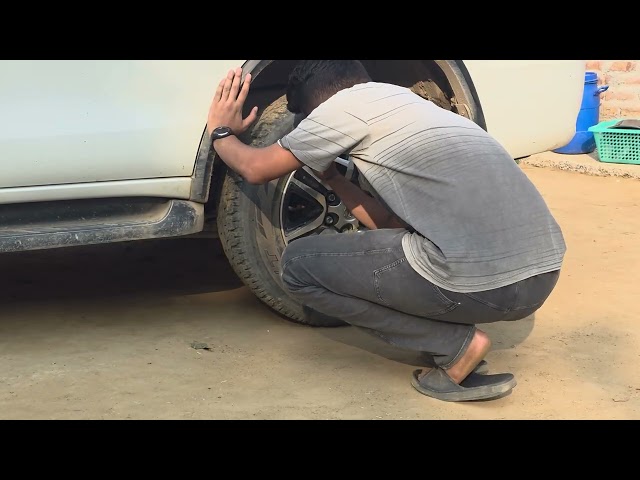 A SMALL ACCESSORY TO MAKE THE CAR LOOK EVEN MORE MUSCULAR