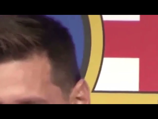 ليونيل ميسي يودع برشلونة بالدموع