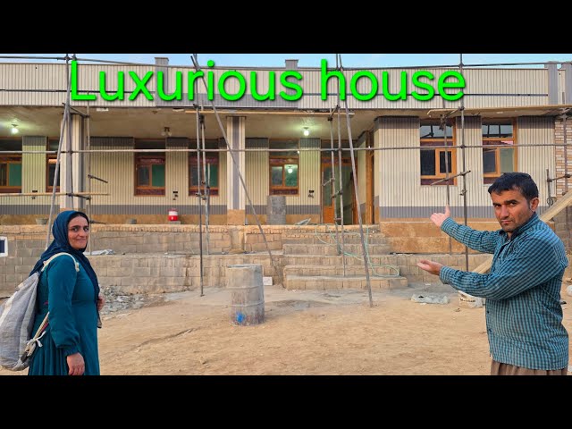 After a very difficult life, Goli finally started living in a luxurious house