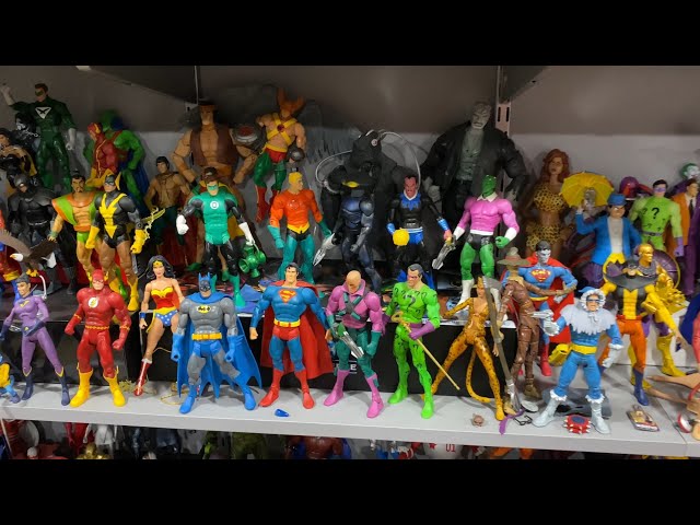 DC Universe Classics collection display walkthrough!