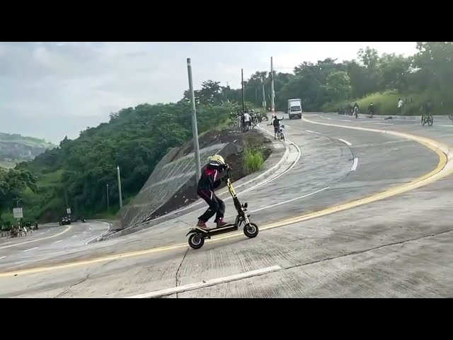 Experience the Convenience of a Kaabo Electric Scooter for Your Daily Life Rides