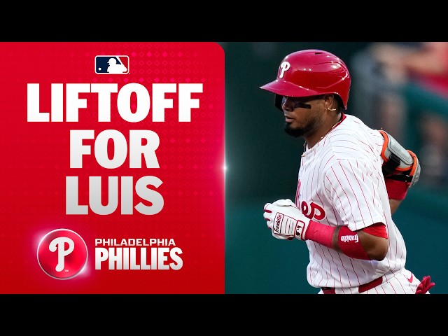 OFF THE FOUL POLE! 😤 Luis Arraez hits his first home run with the Philadelphia Phillies! 🔔