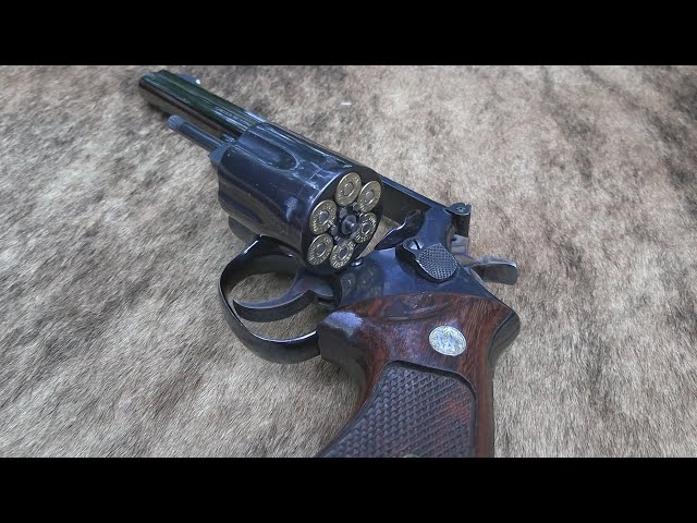 Smith & Wesson Model 19-3  Six-Inch .357 Magnum