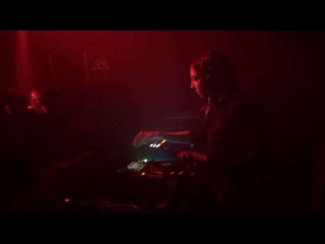 Null Pointer b2b Candela Paos en SELECTED RÉCORDS @ LASOCIACIØN
