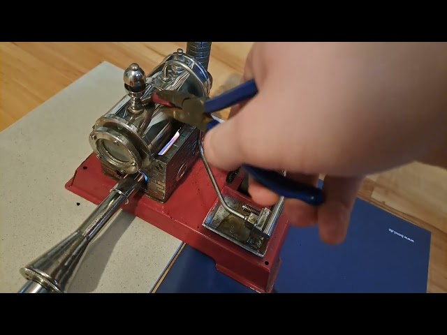 Alte Wilesco Modell-Dampfmaschine - erster Test 