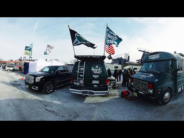 360 View Of Eagles Fans Tailgating