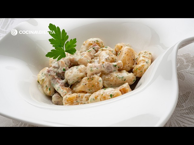 GNOCCHI with BLUE CHEESE SAUCE | Joseba Arguiñano Recipe | Easy homemade fresh pasta