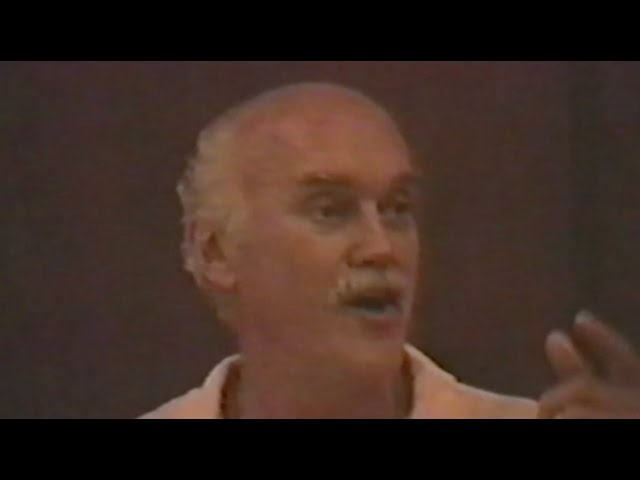 Ram Dass - What Is Selfless Service? | [RARE ARCHIVAL FOOTAGE]