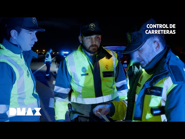 Se intenta dar a la fuga después de estar de fiesta con los amigos | Control de Carreteras