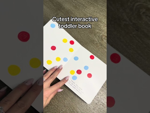 Interactive storytime: fun learning with colors & directions! #fok