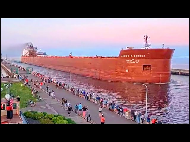 Casi MEDIO KILOMETRO - Este Es El Barco Más Largo Del Mundo - 15 Barcos Más Grandes