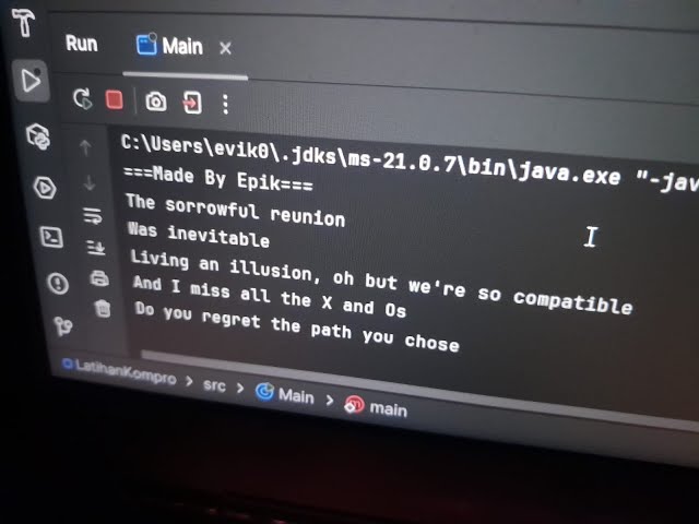 how to make lyric trend in terminal --using java (like in tiktok)