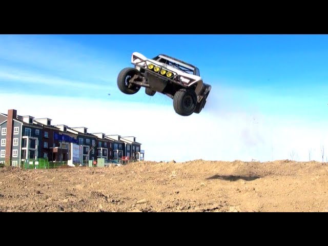RC ADVENTURES - LOSi 5IVE T (5T) GROUND & POUND - 4X4 5TH SCALE GAS TRUCK