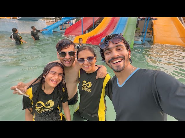Water Park With Family | Garvita Doob Gayi😲