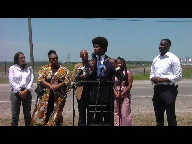 U.S. Reps. AOC, Ayanna Pressley and Summer Lee join Rep. Pearson to call for data center oversight