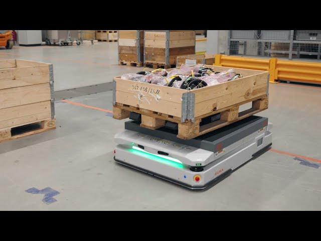 Efficient commissioning of a KUKA KMP 1500P AMR system for pallet transport by BEC Robotics