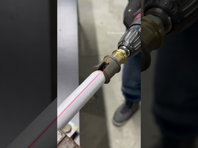🔥 A DIY Method for Cutting Threads on a Plastic Pipe