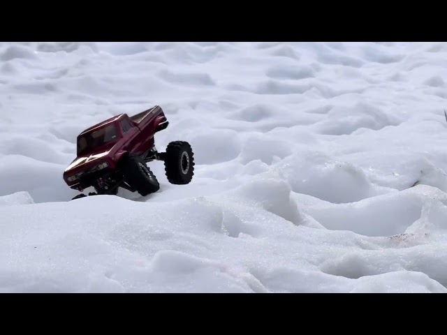RedCat Ascent 18 brushless Unity Pro Furitek (fully upgraded) on snow/ice